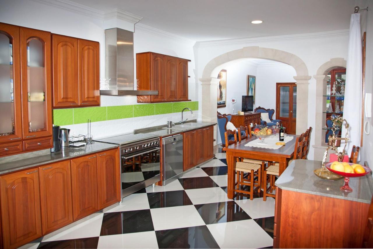 Peret -